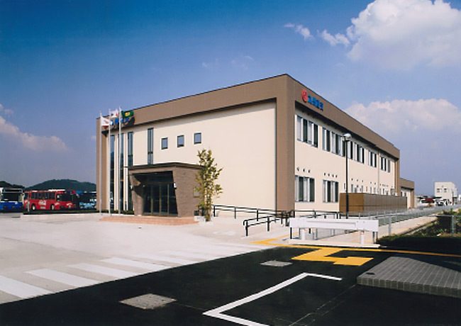 西部車庫本社 写真