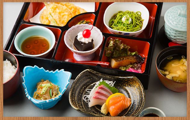 昼食「末広定食」
